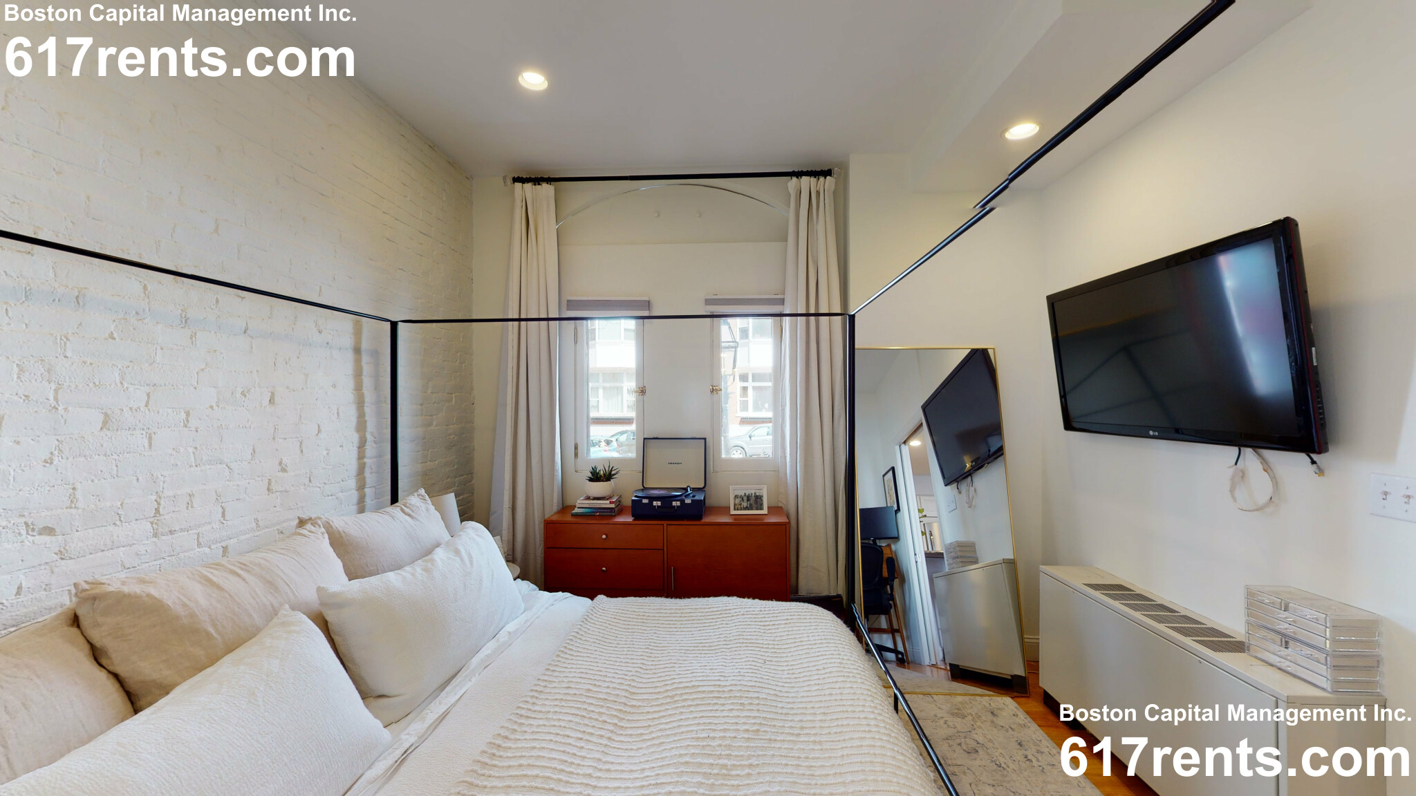 Photo 11 of 27 Bowdoin St. Unit 1B