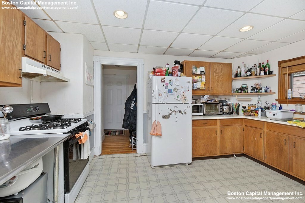 287 Summit Ave, Brighton