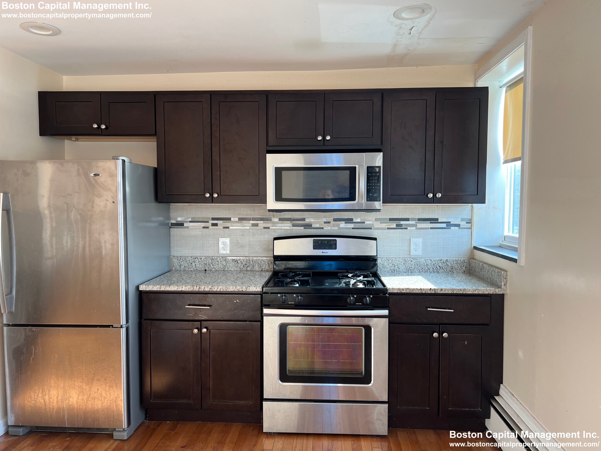 3 bed, 2 bath apartment for rent at 221-227 Washington St Unit 2, Newton Corner — photo 3 of 11
