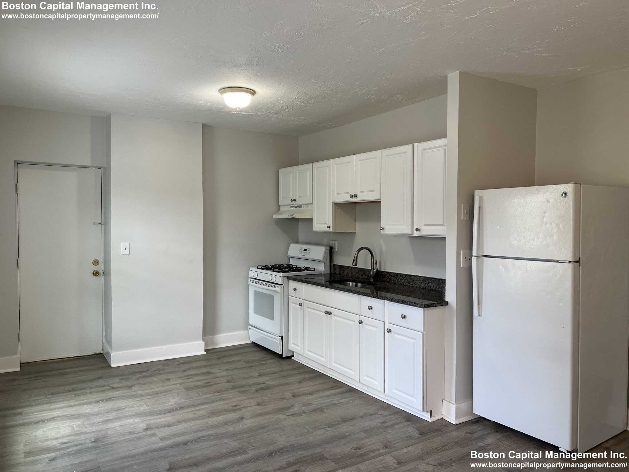 Photos of apartment on Calhoun,Everett MA 02149