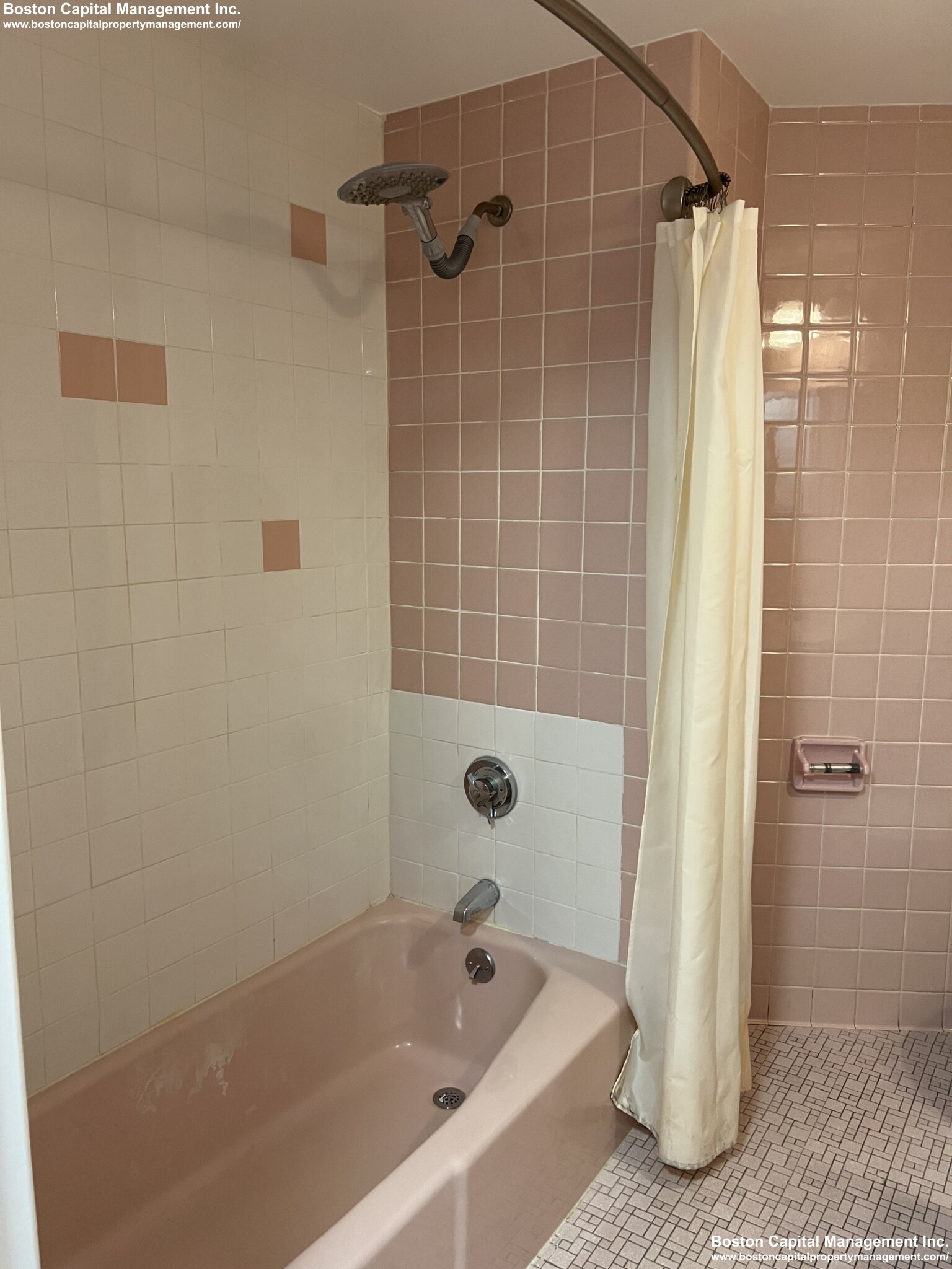 215 Massachusetts Ave, Arlington