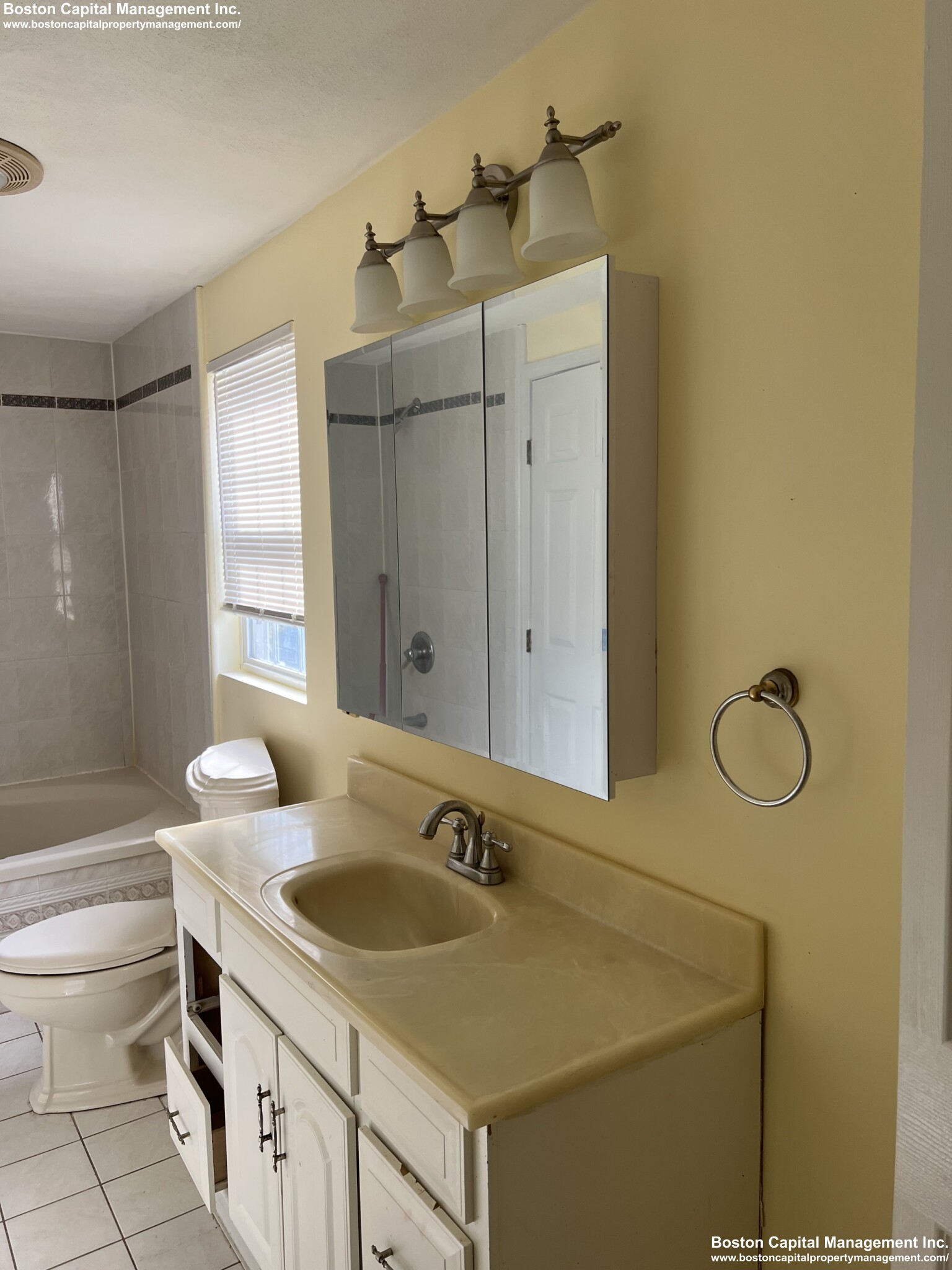 23 Liberty Ave, Medford