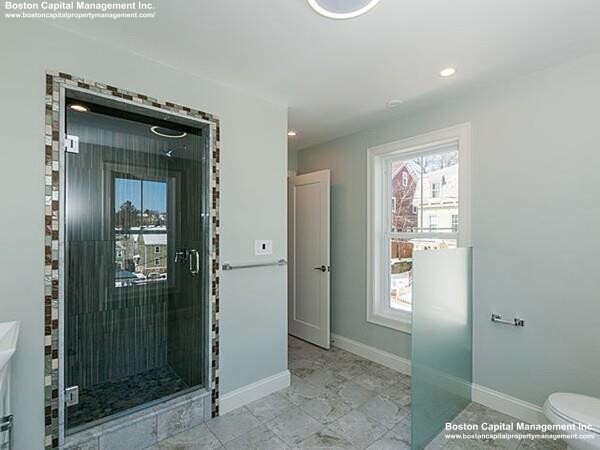 14 Rockview St, Jamaica Plain