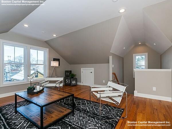 14 Rockview St, Jamaica Plain