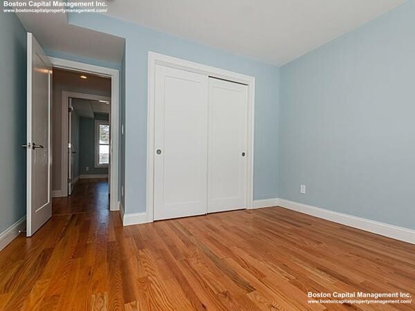 14 Rockview St, Jamaica Plain