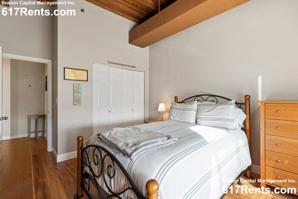 10 Linwood St, Malden