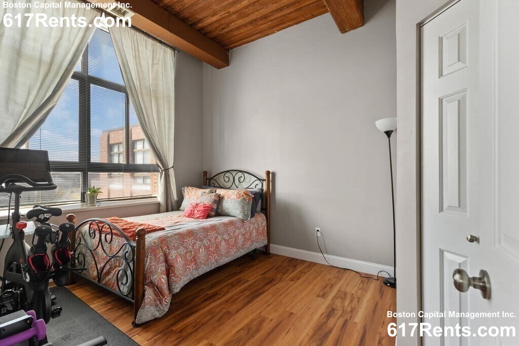 10 Linwood St, Malden