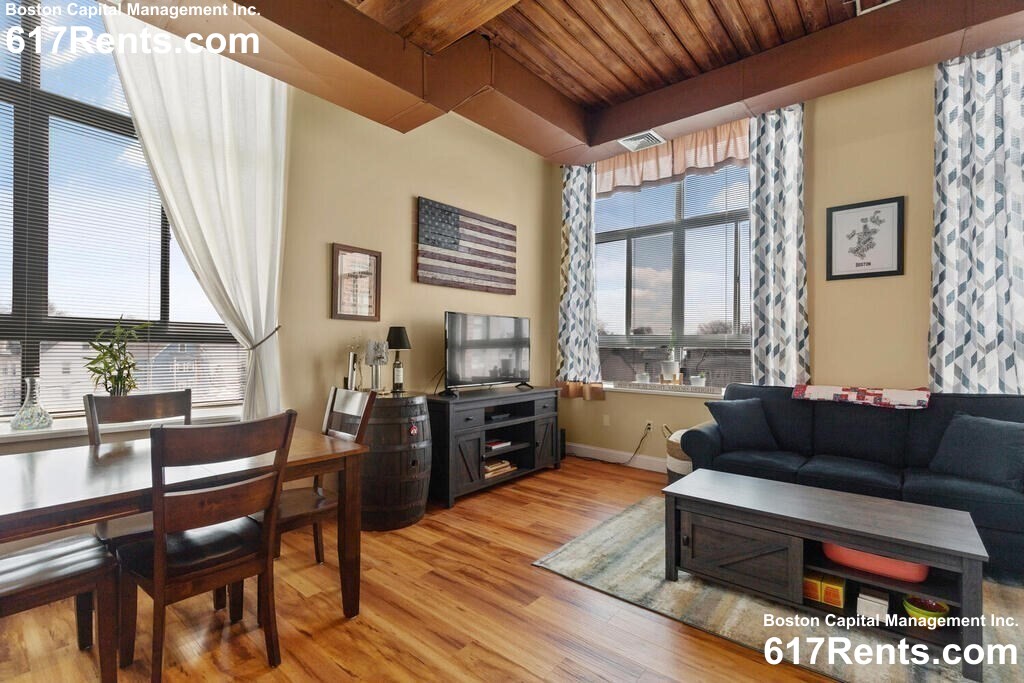 10 Linwood St, Malden