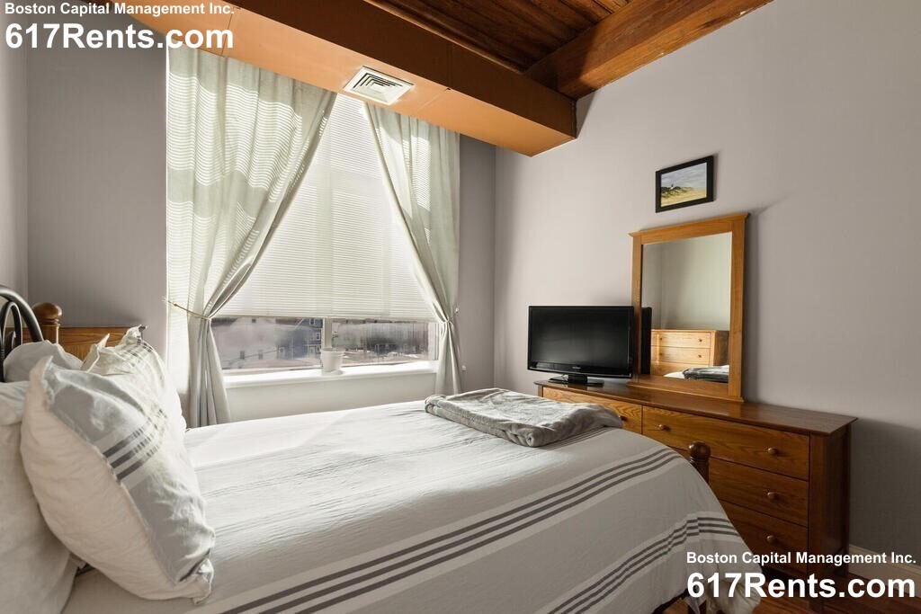 10 Linwood St, Malden