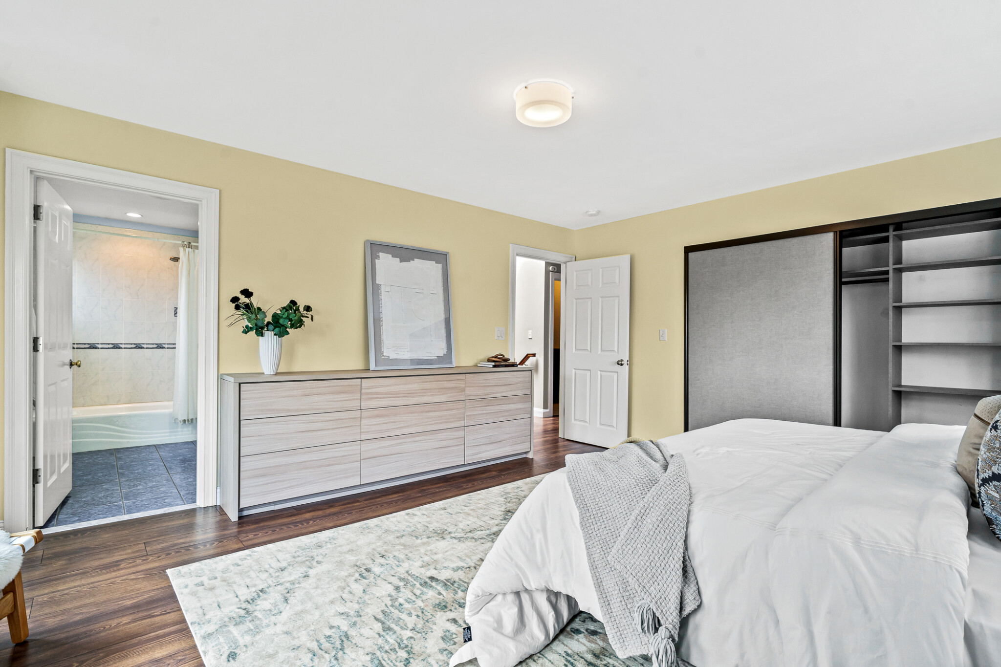 476 3rd St, South Boston