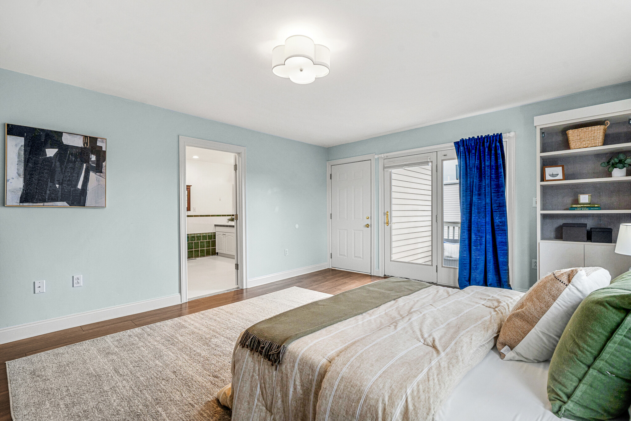 476 3rd St, South Boston