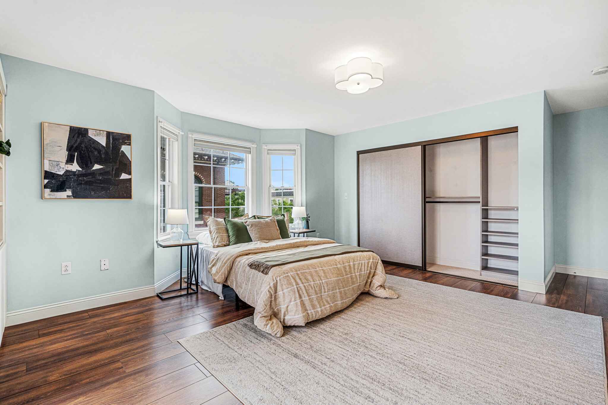 476 3rd St, South Boston