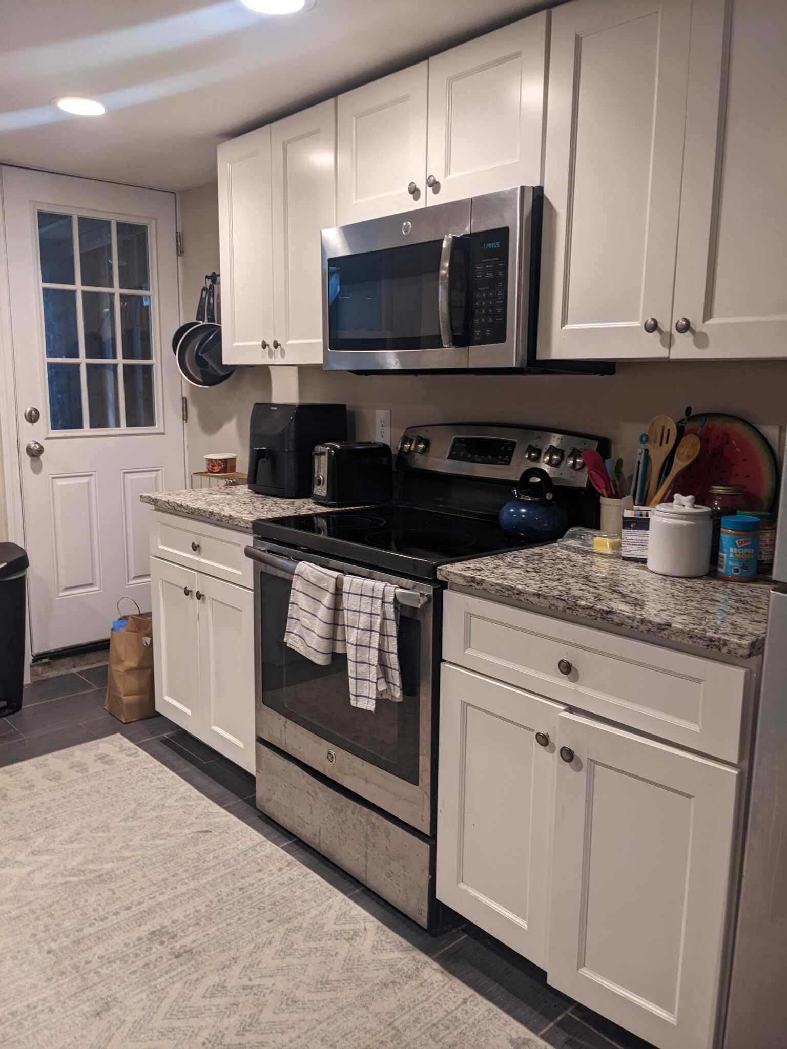 767 6th St, South Boston