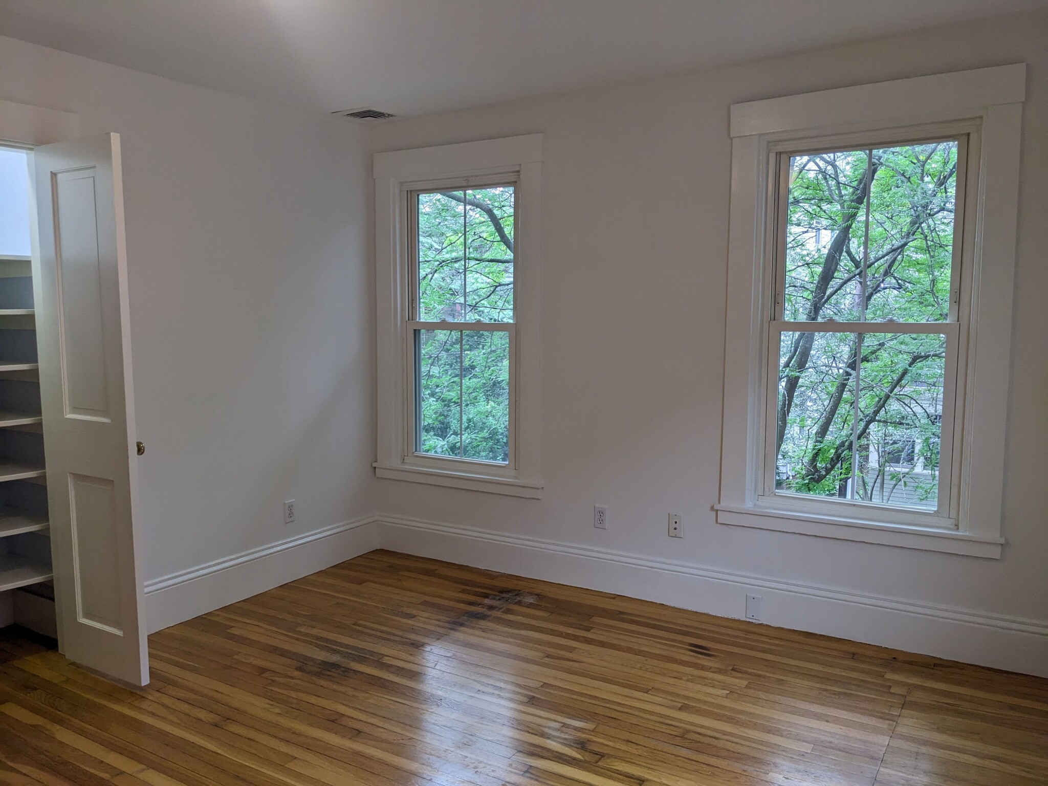 29 Ellsworth Ave, Harvard Square