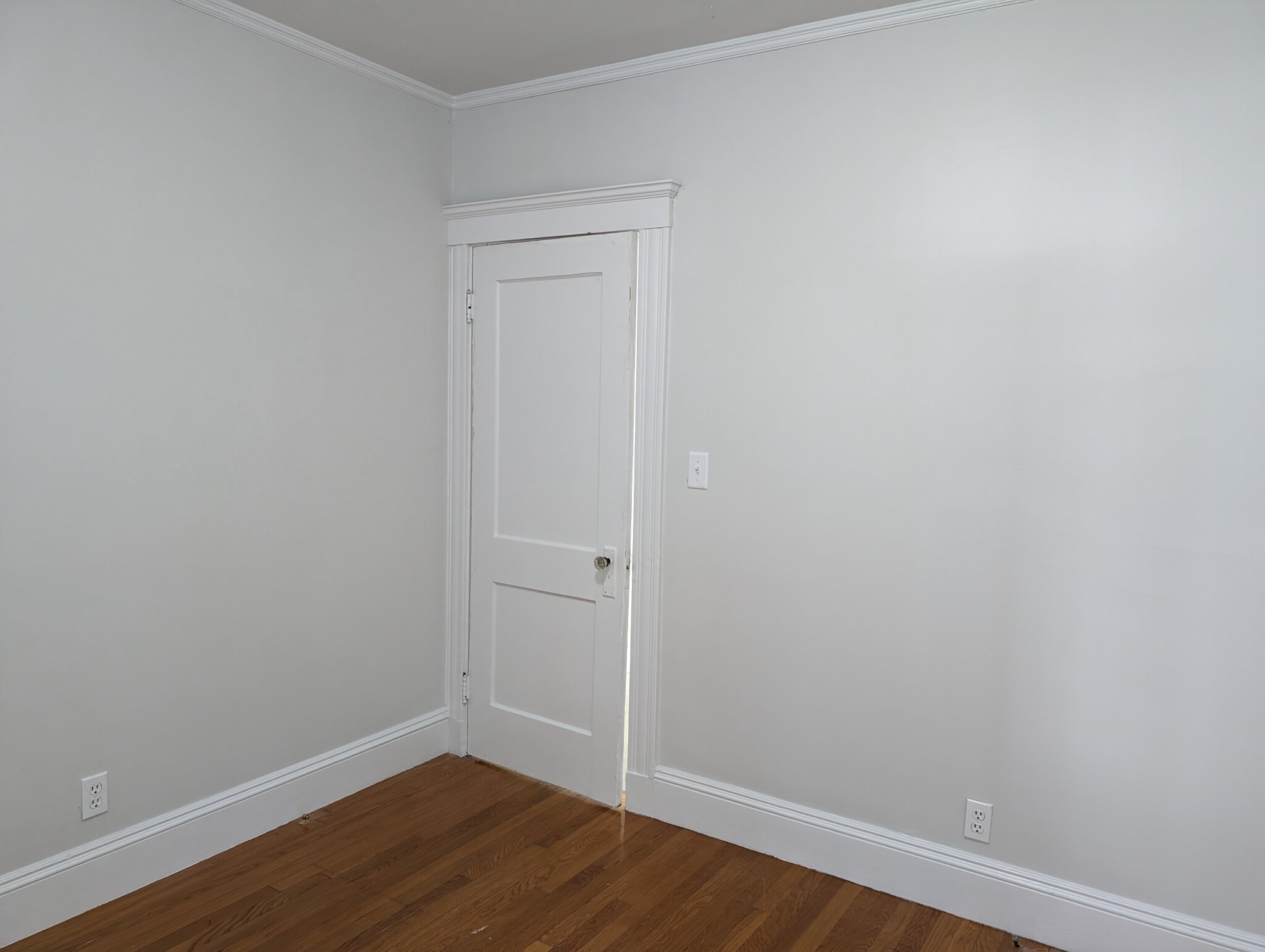 8 Wilson Ave, Belmont