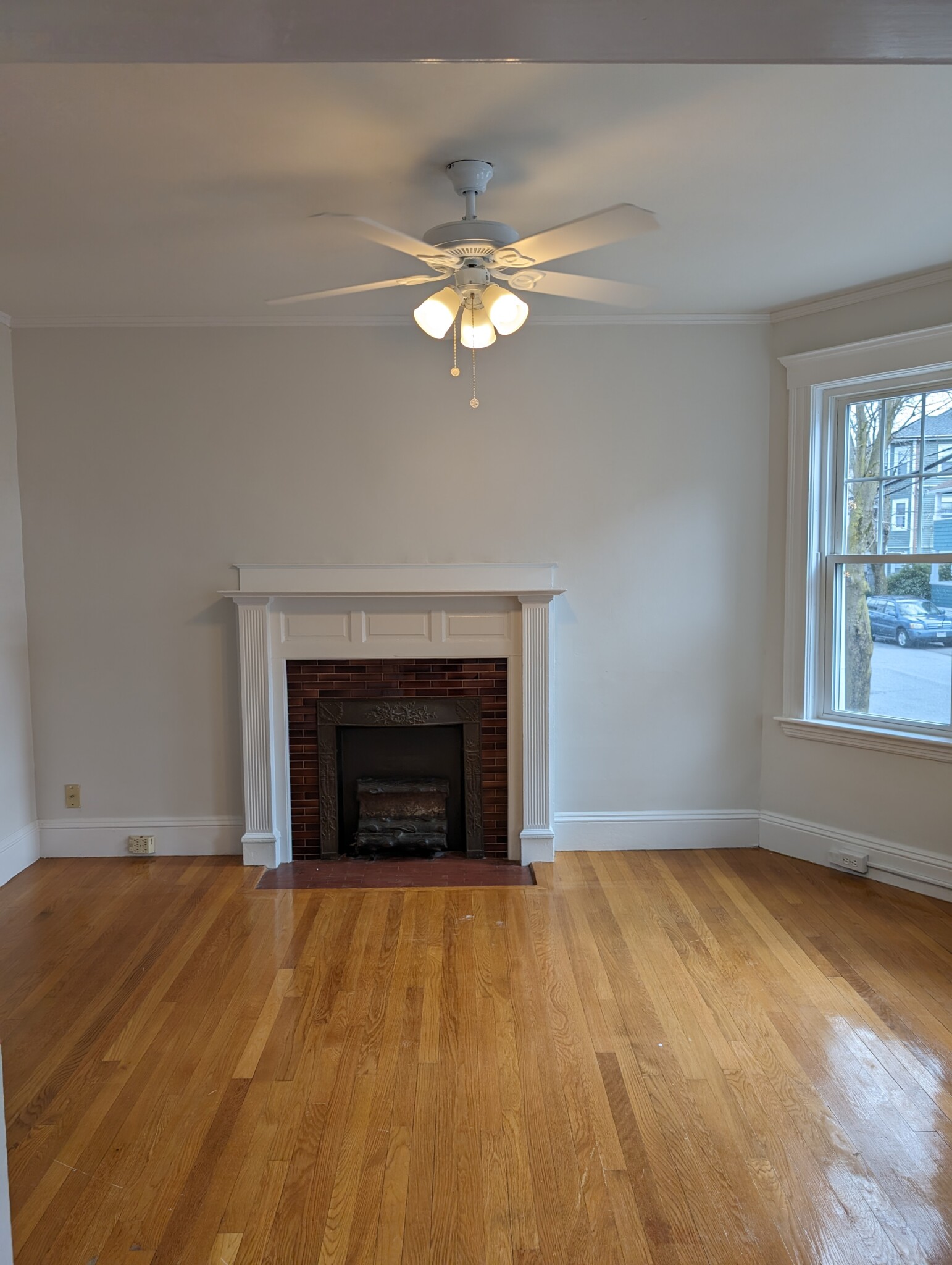 8 Wilson Ave, Belmont