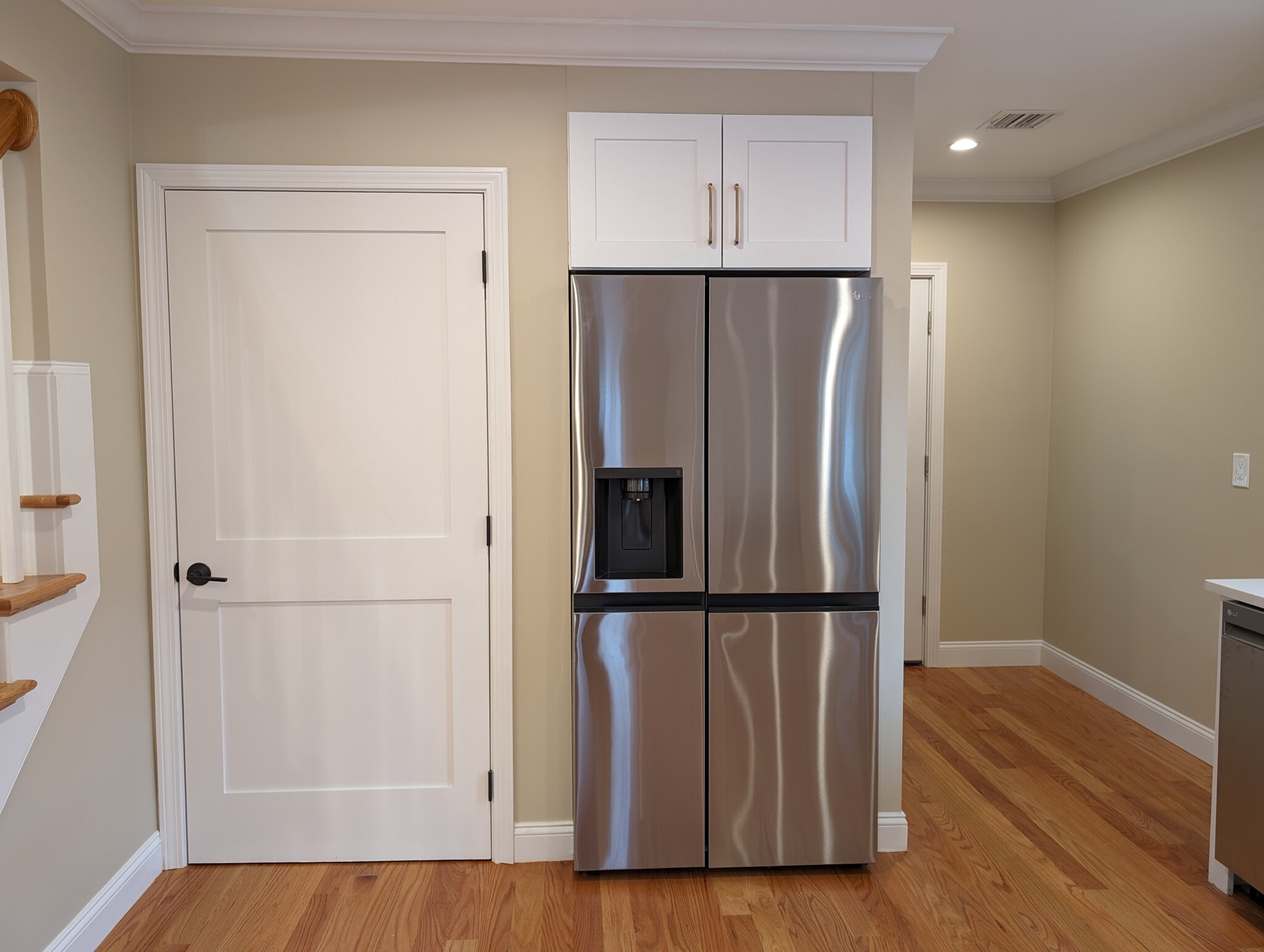 Photos of apartment on Warwick Rd.,Belmont MA 02478