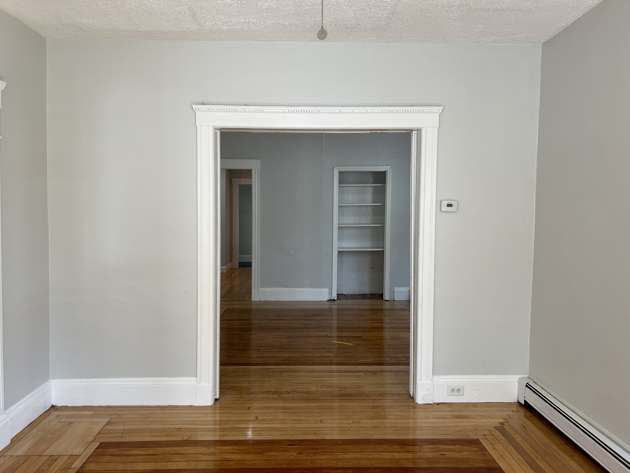 96 Bristol Rd, Medford