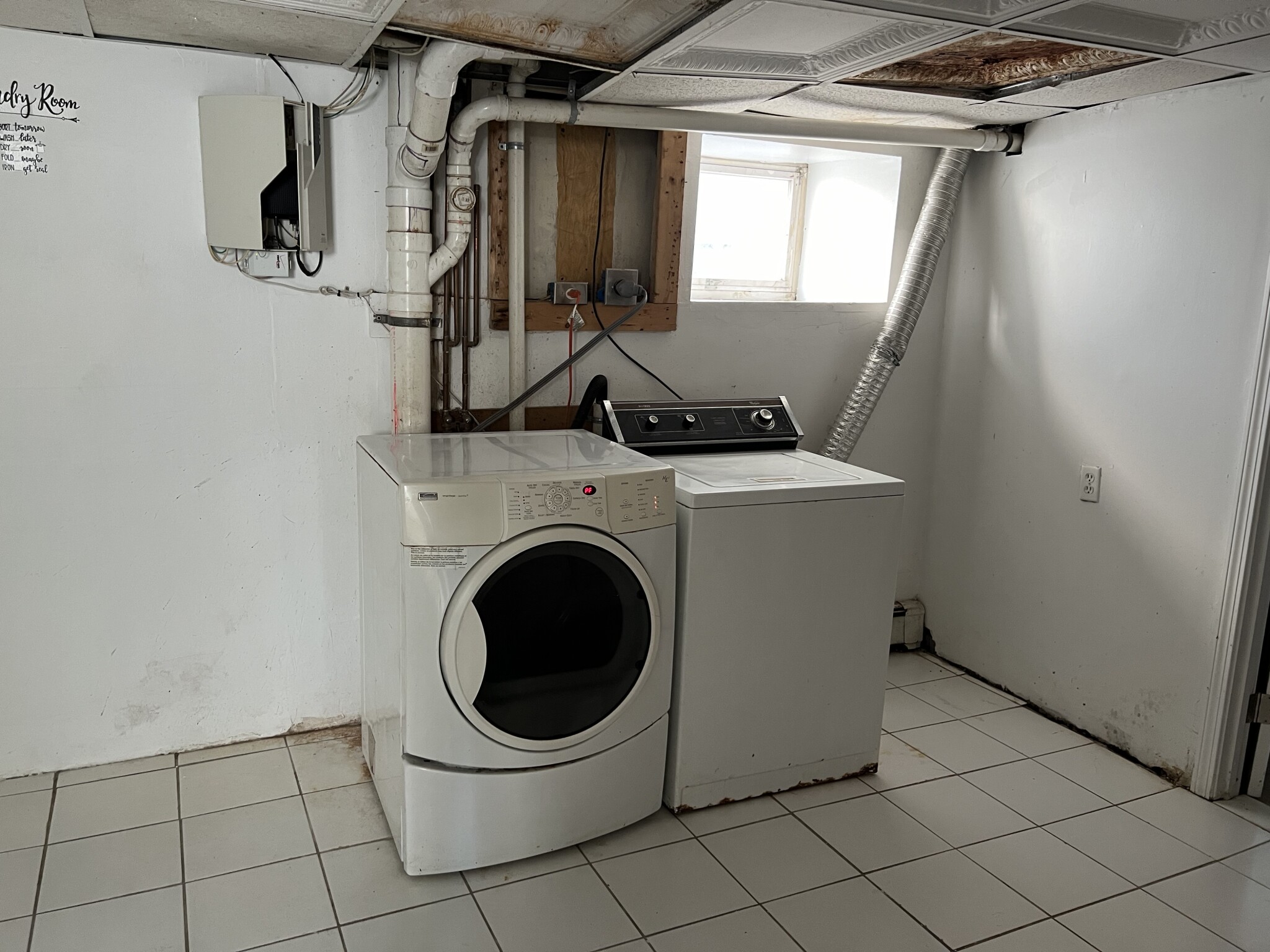 96 Bristol Rd, Medford