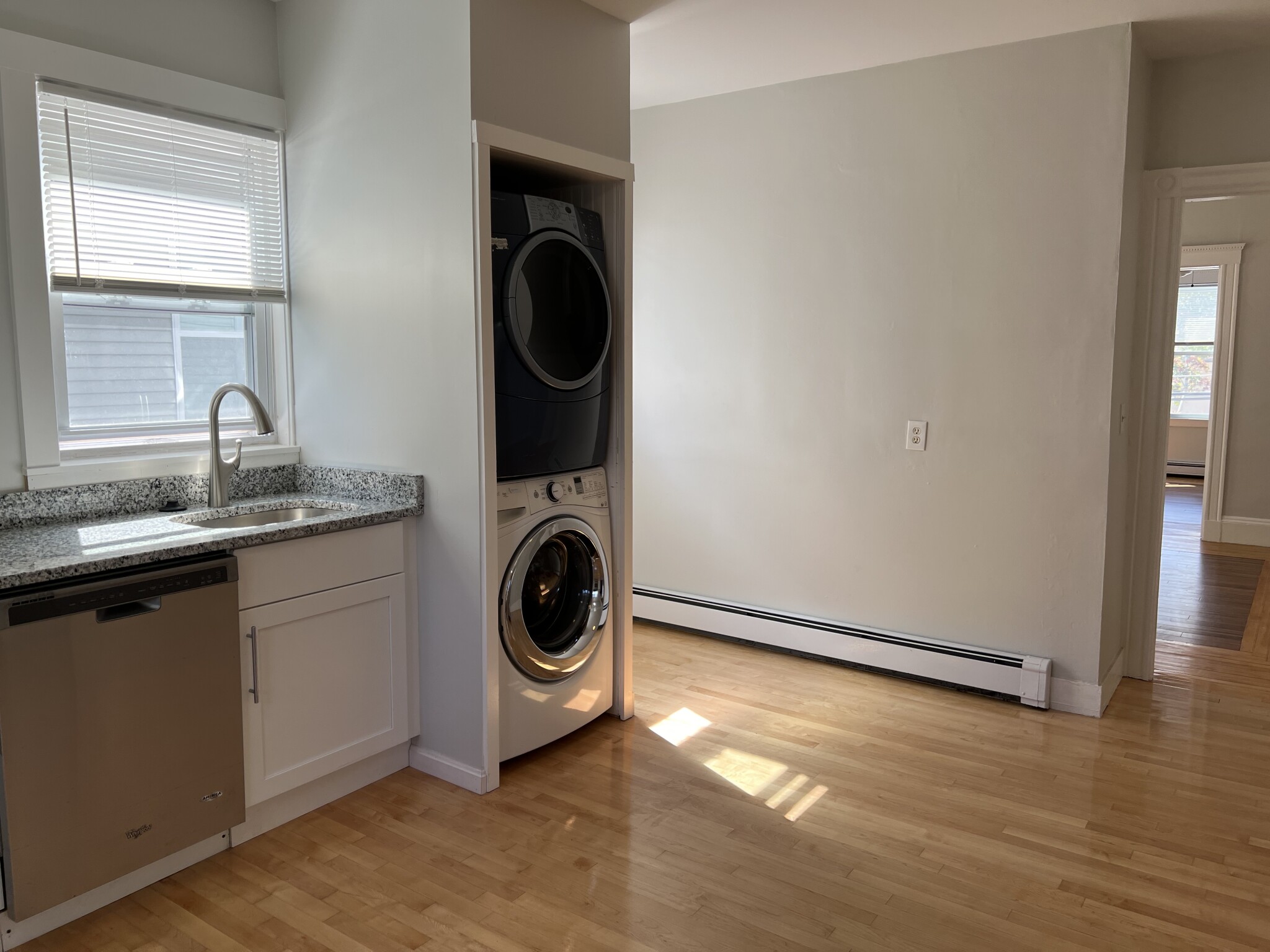 96 Bristol Rd, Medford