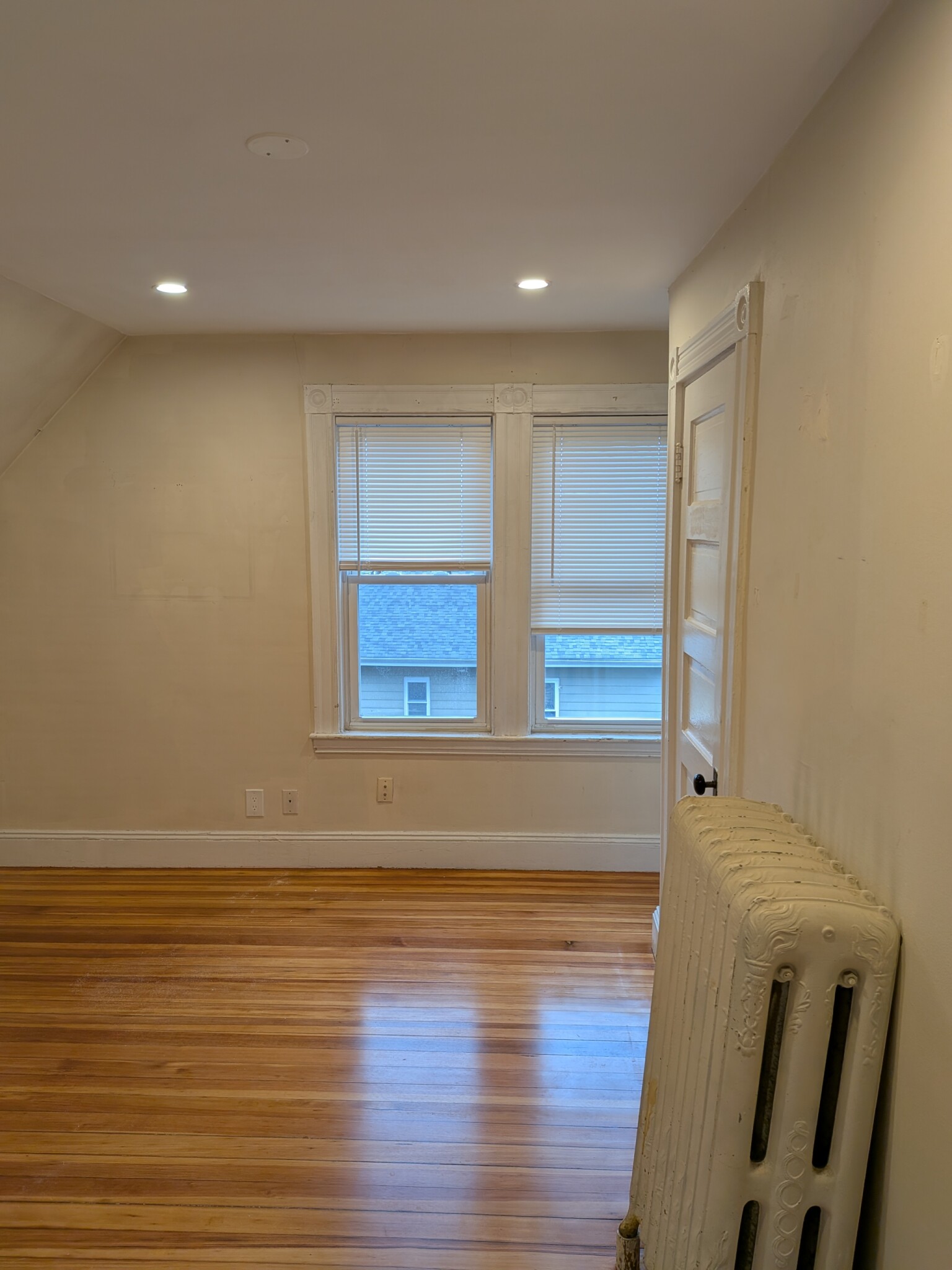 Photos of apartment on Wallingford Rd.,Boston MA 02135