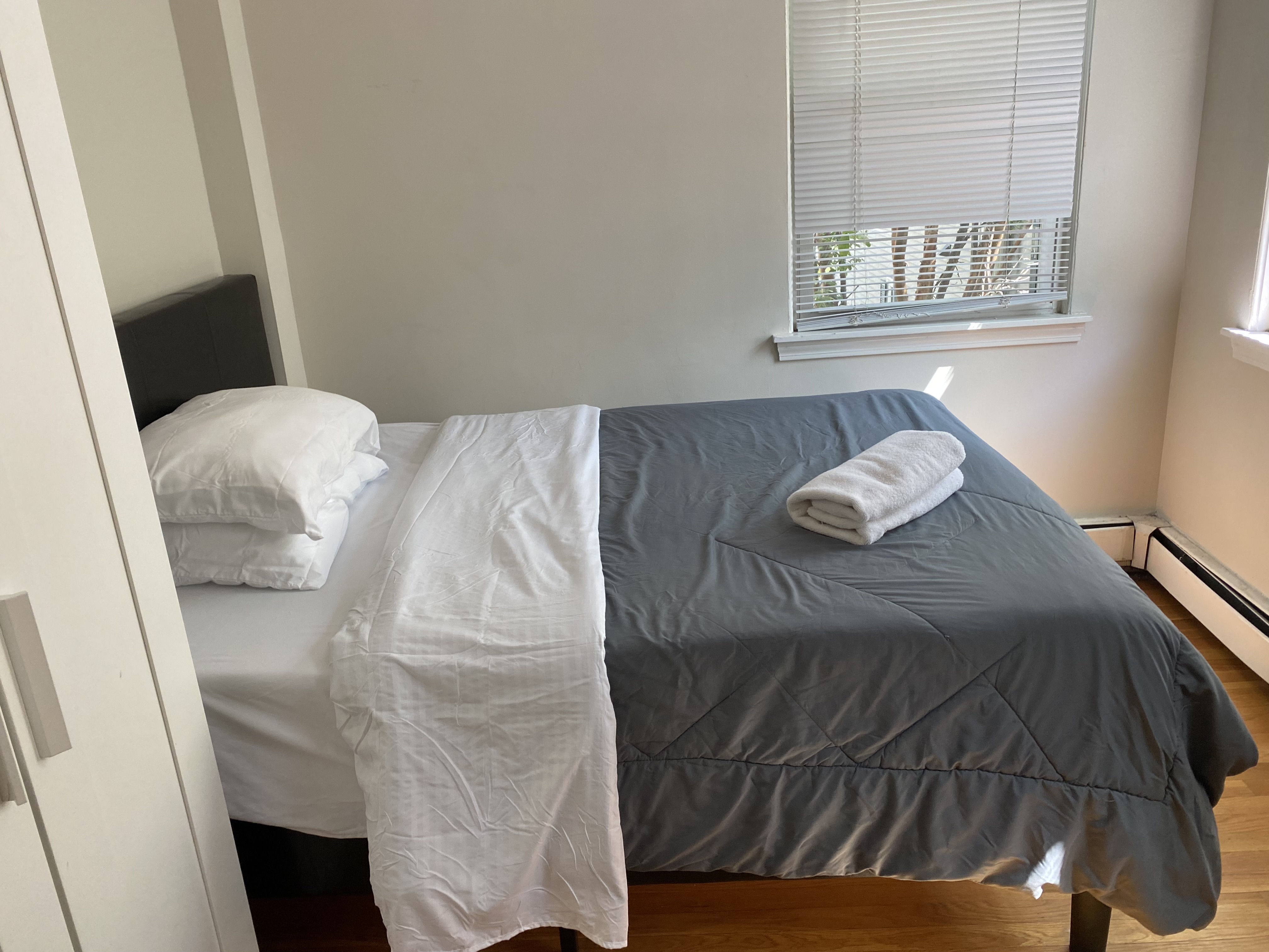 Photos of apartment on Memorial St.,Cambridge MA 02138