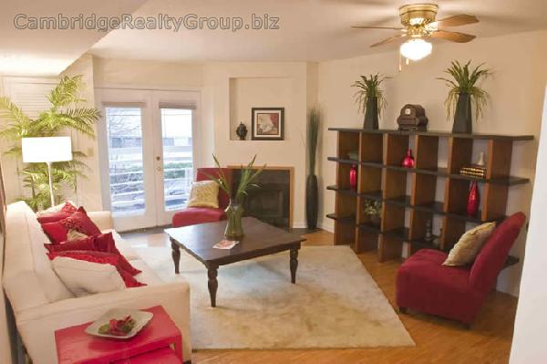 345 Franklin St, Central Square