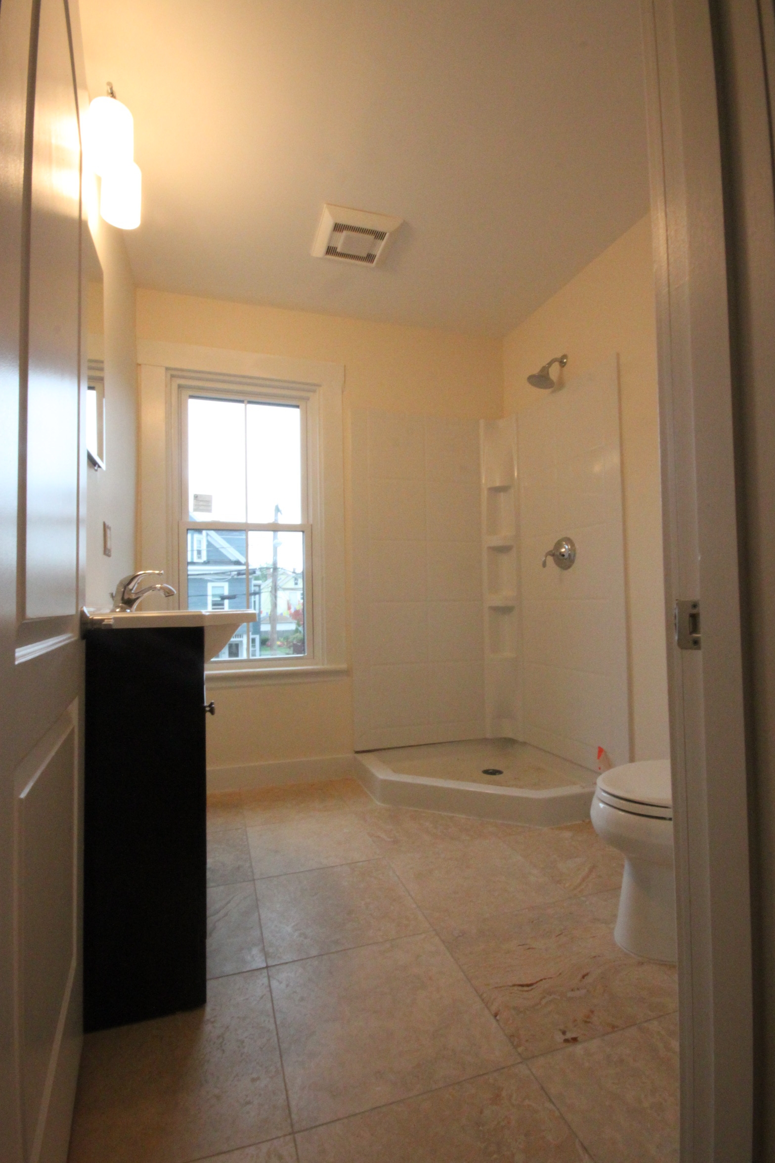 4 bed, 2 bath apartment for rent at 19 Prescott St Unit 2, Prospect Hill — photo 8 of 31