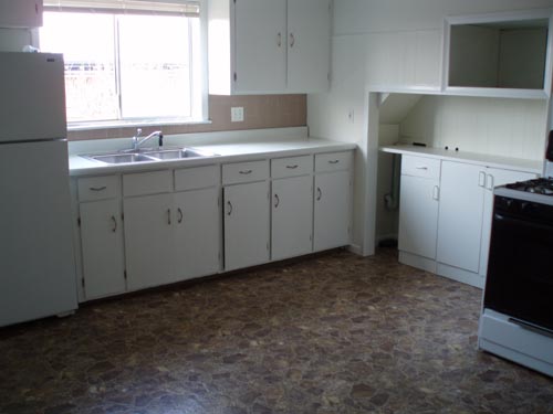 547 Broadway, Magoun Square