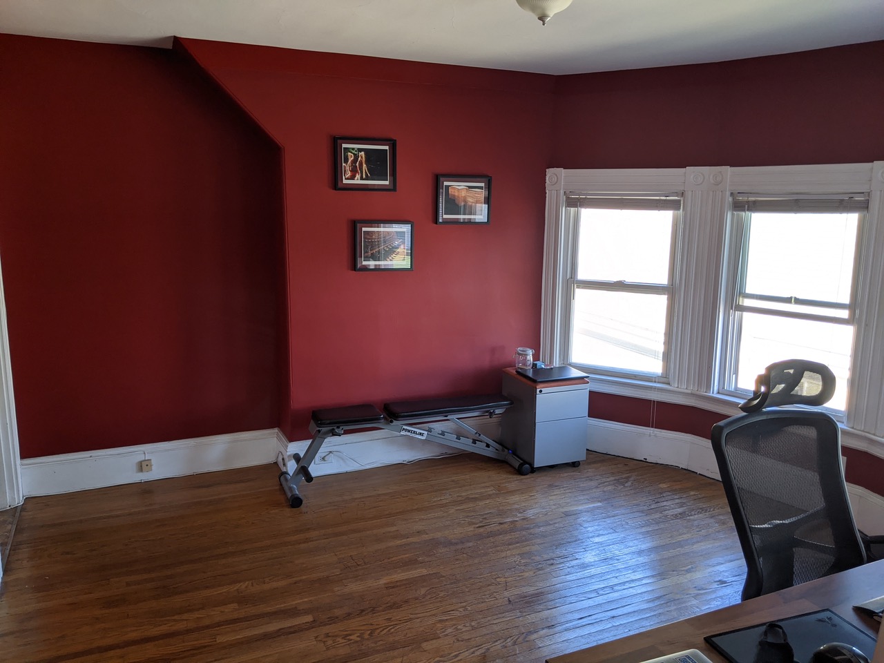 547 Broadway, Magoun Square