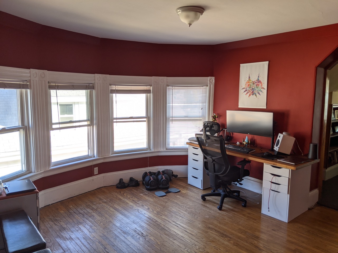 547 Broadway, Magoun Square