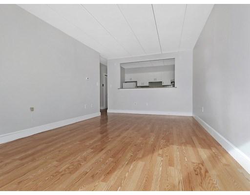 284 Harvard St, Mid-Cambridge