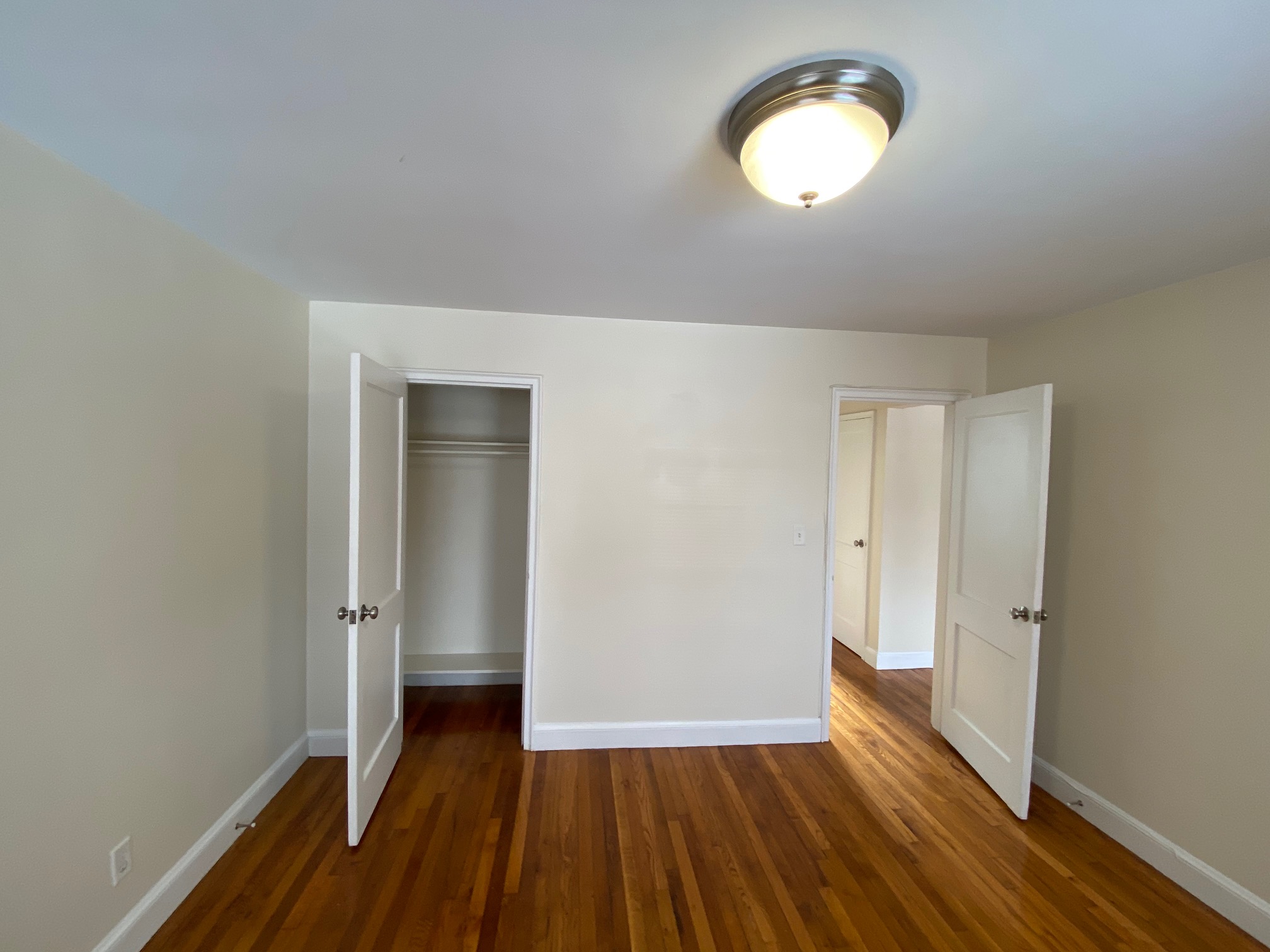 266A Harvard St, Mid-Cambridge