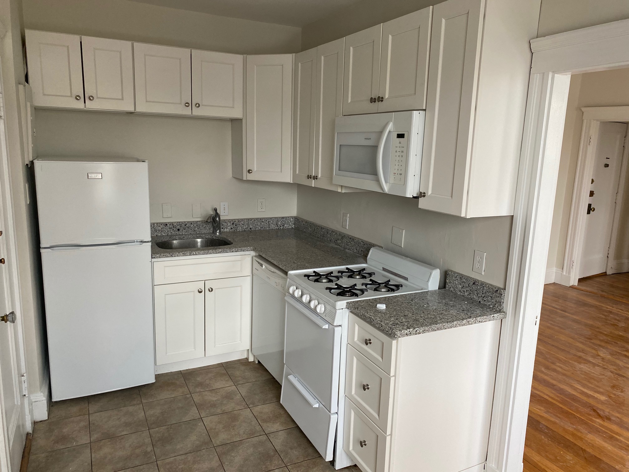 30 Langdon St, Neighborhood Nine