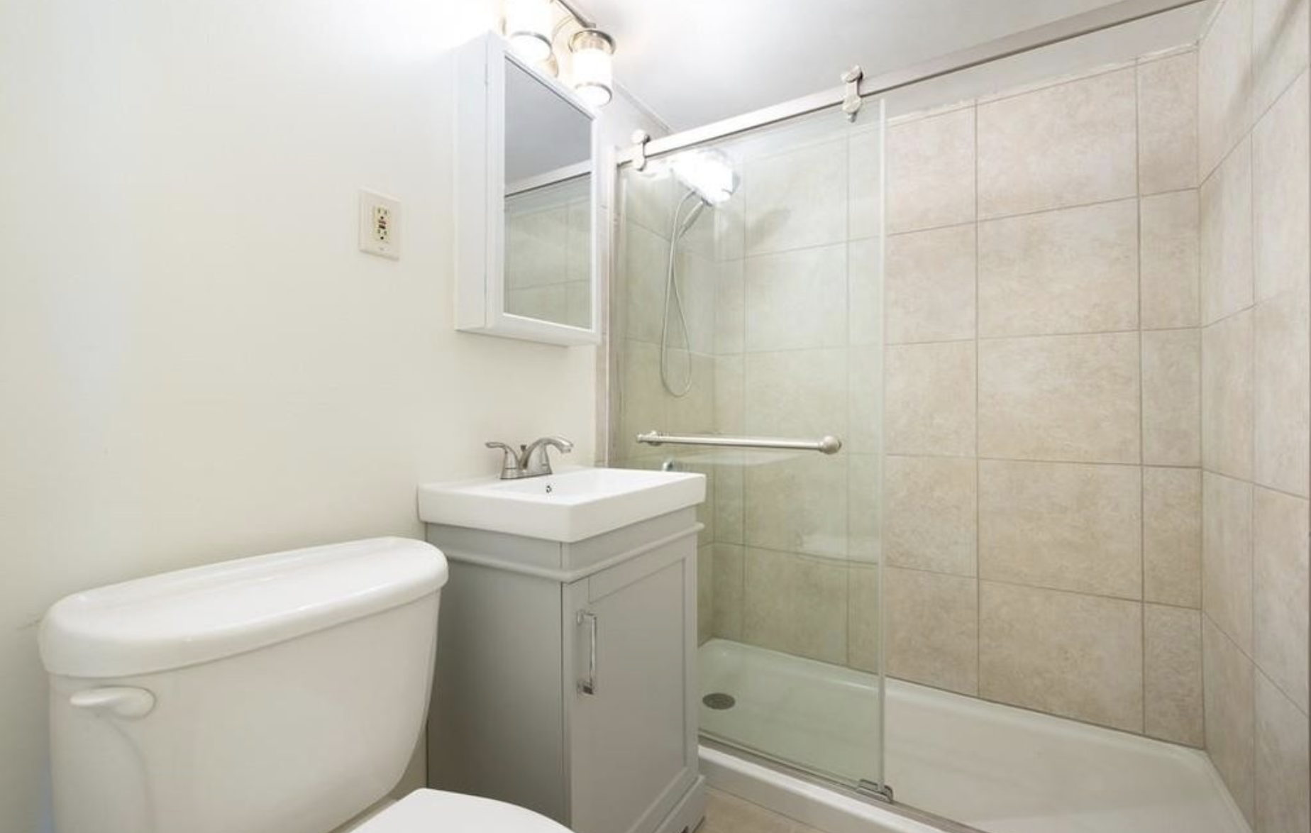 35 Lopez St, Central Square