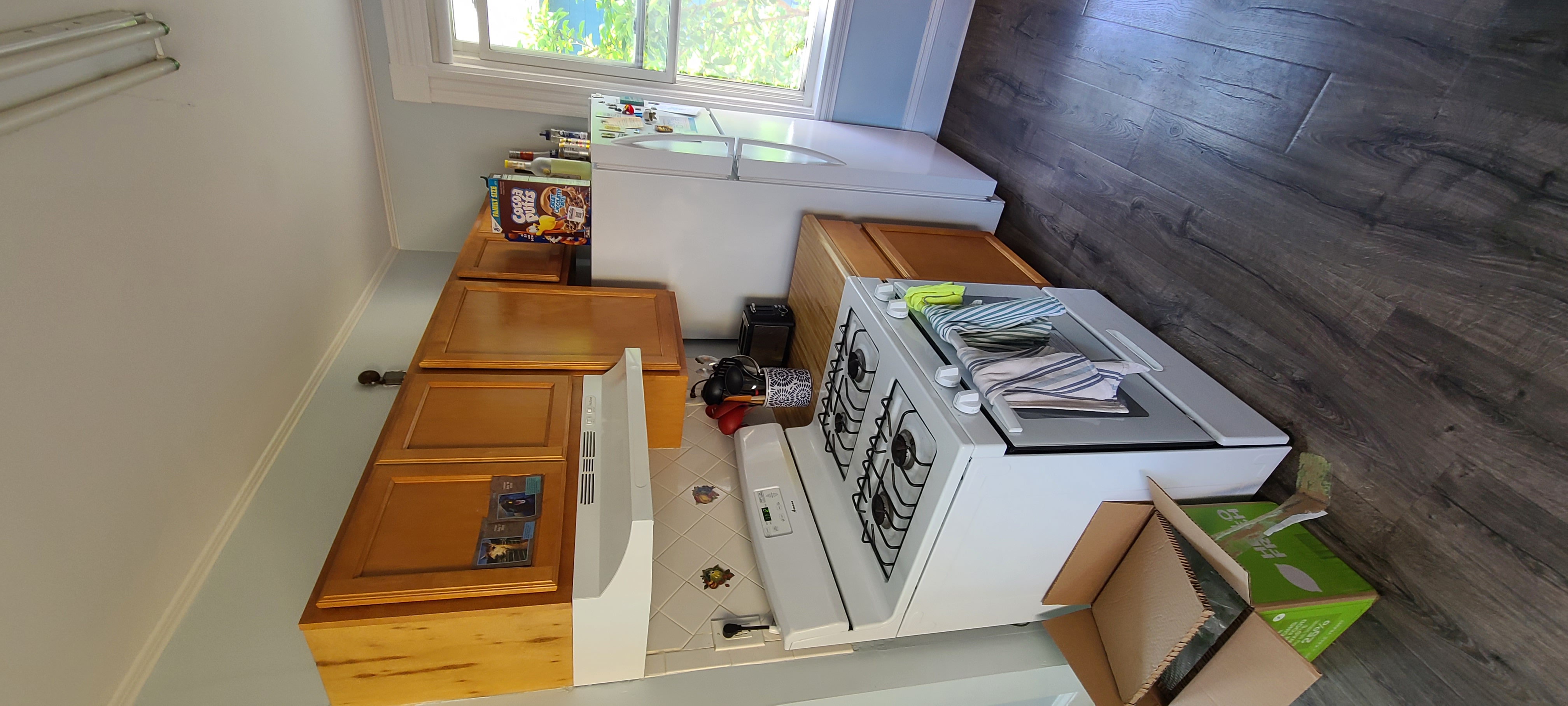 3.5 bed, 1.5 bath apartment for rent at 14 Cypress St Unit 2, Back Bay — photo 17 of 24