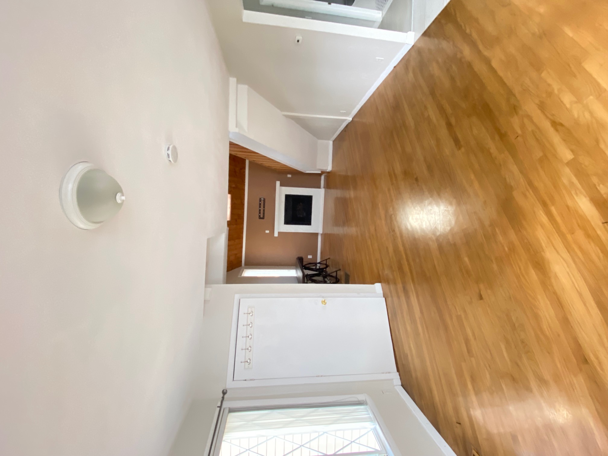 3 bed, 2 bath apartment for rent at 38 Dane St Unit 0, Prospect Hill — photo 6 of 31