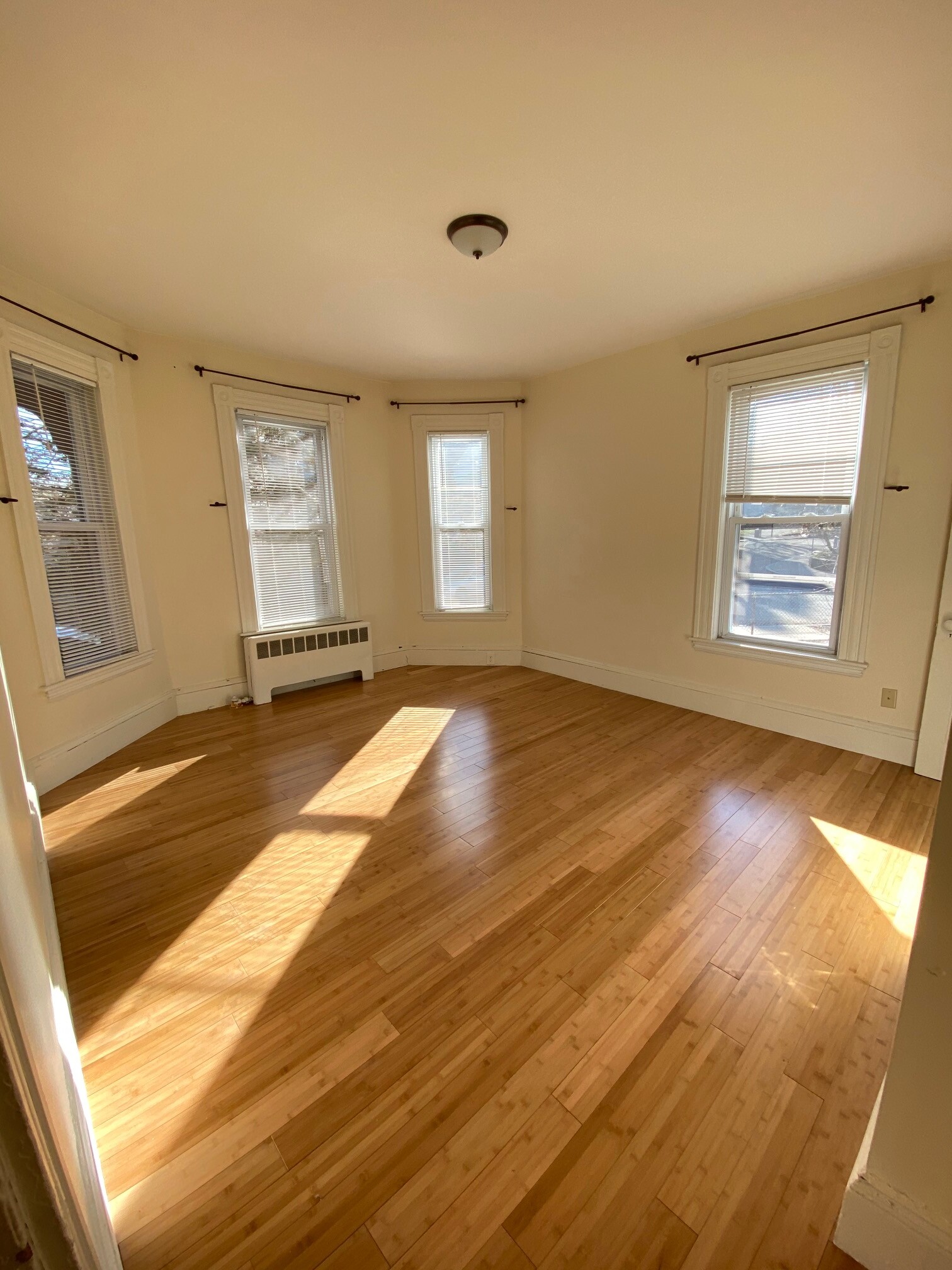 23 Thorndike St, Davis Square