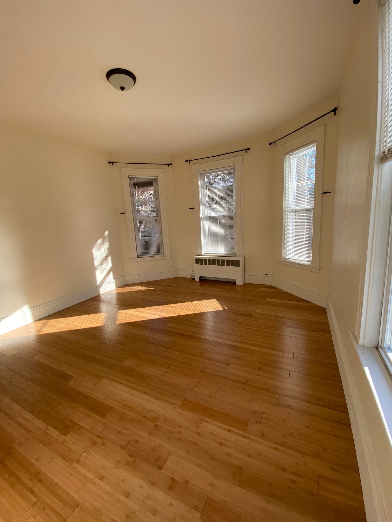 23 Thorndike St, Davis Square