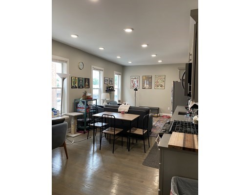 272 Beacon St, Ward Two