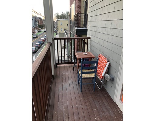 272 Beacon St, Ward Two