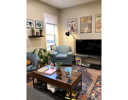 272 Beacon St, Ward Two