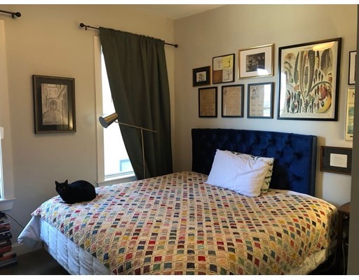 272 Beacon St, Ward Two