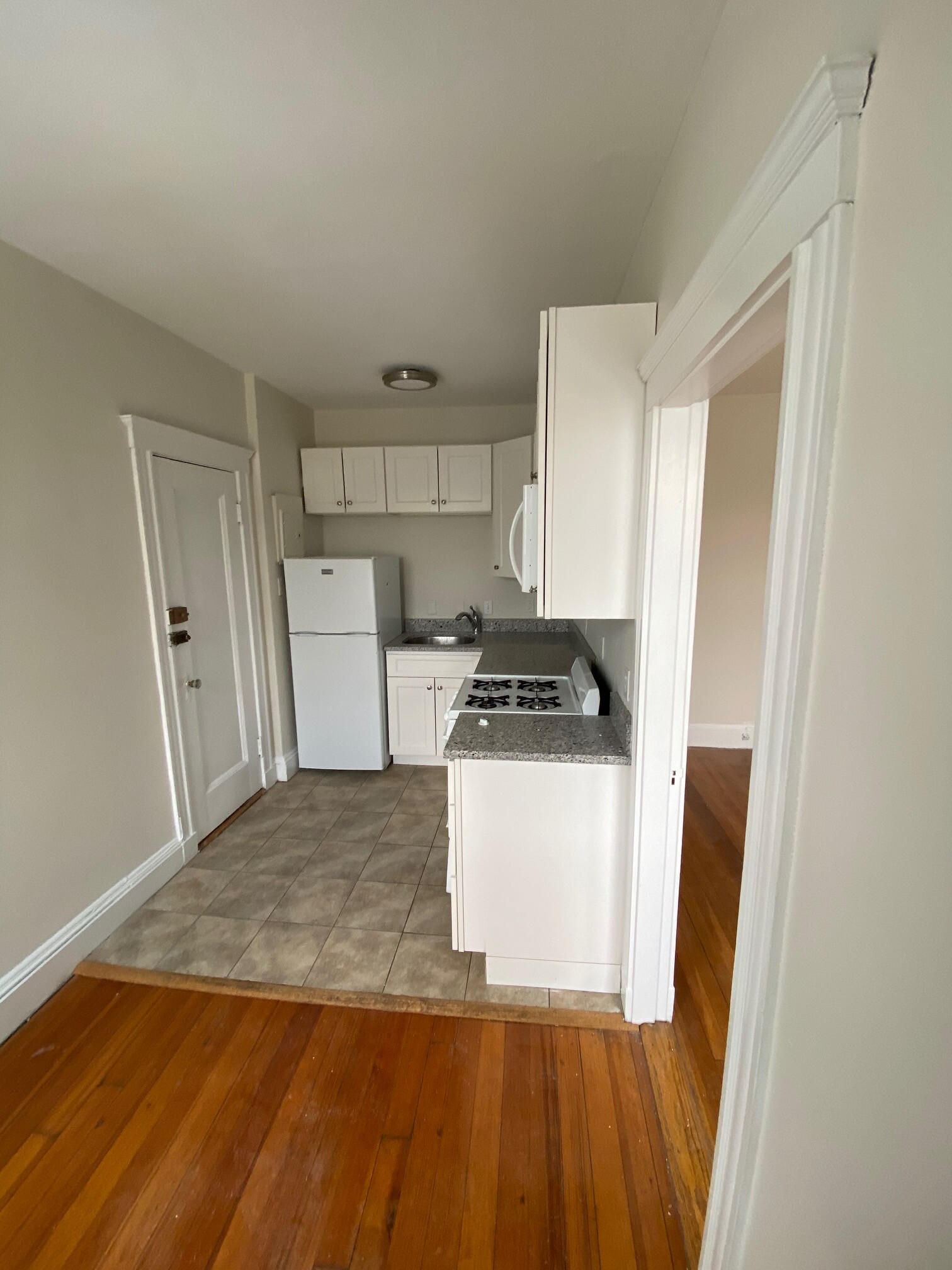 30 Langdon St, Neighborhood Nine