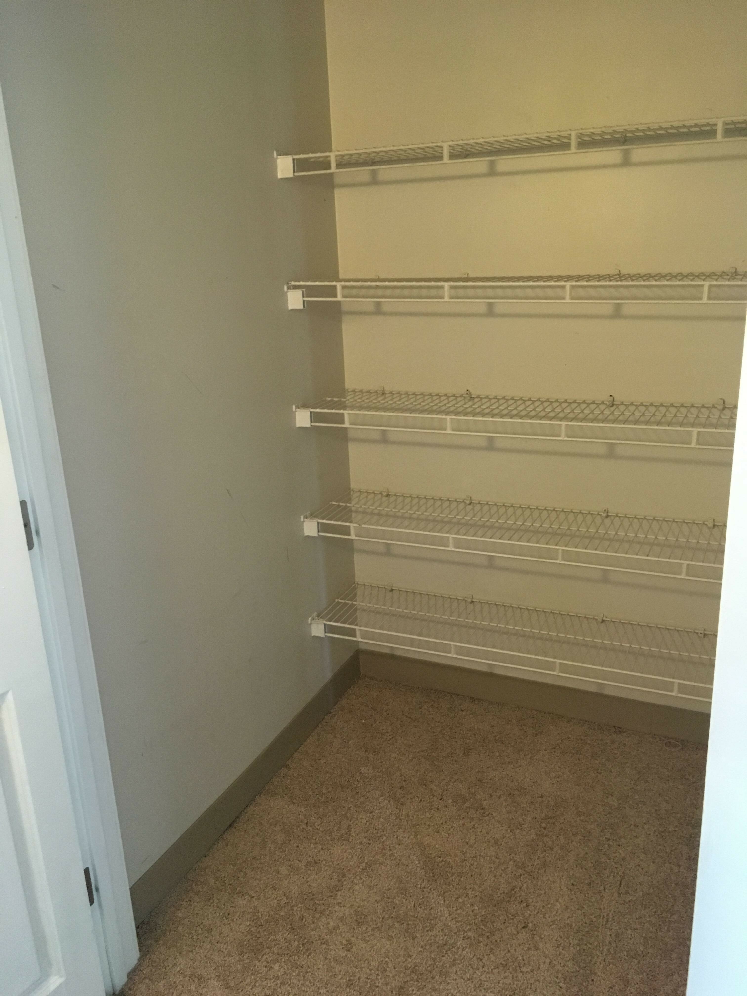 812 Memorial Dr, Central Square