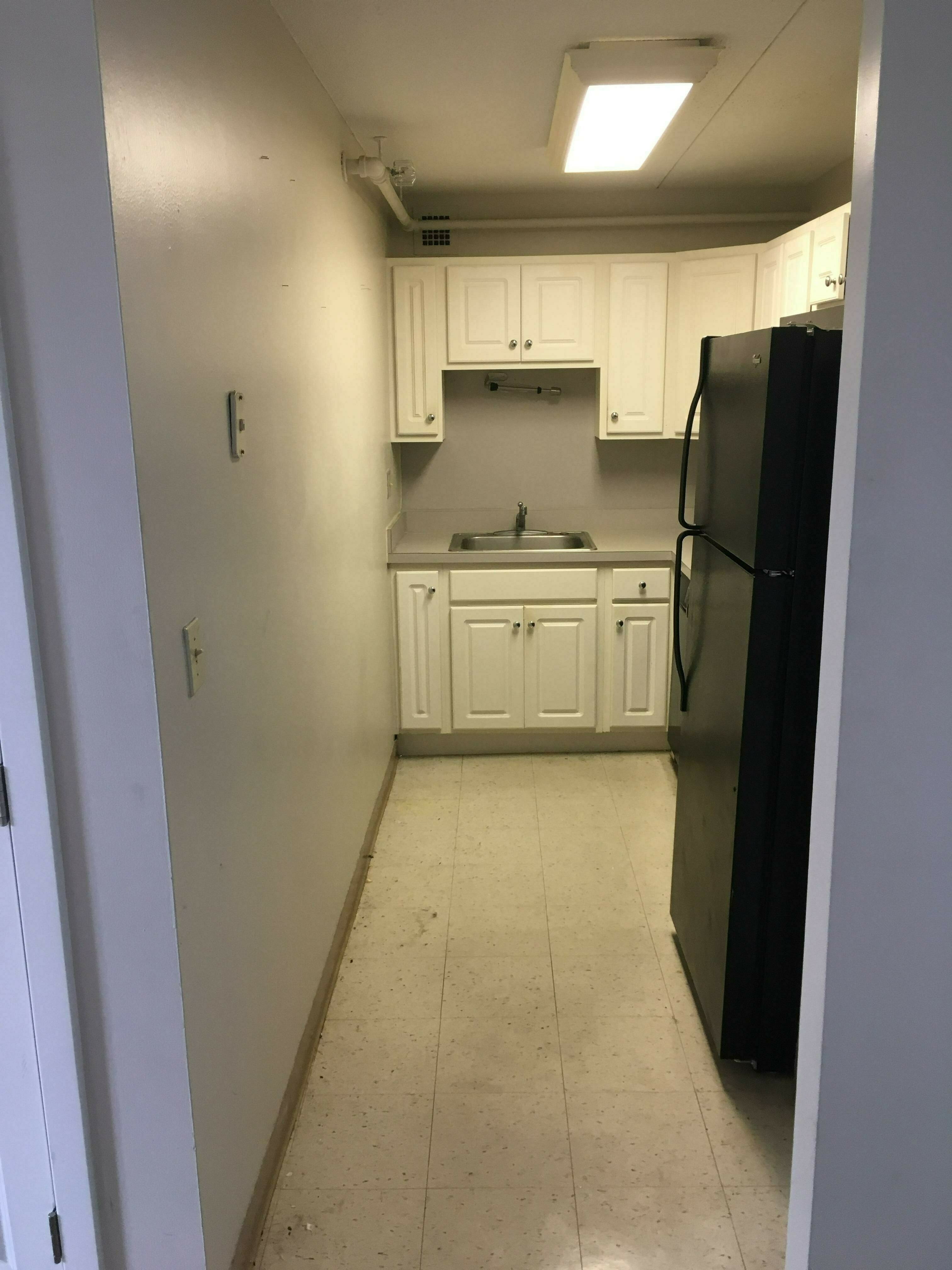 812 Memorial Dr, Central Square