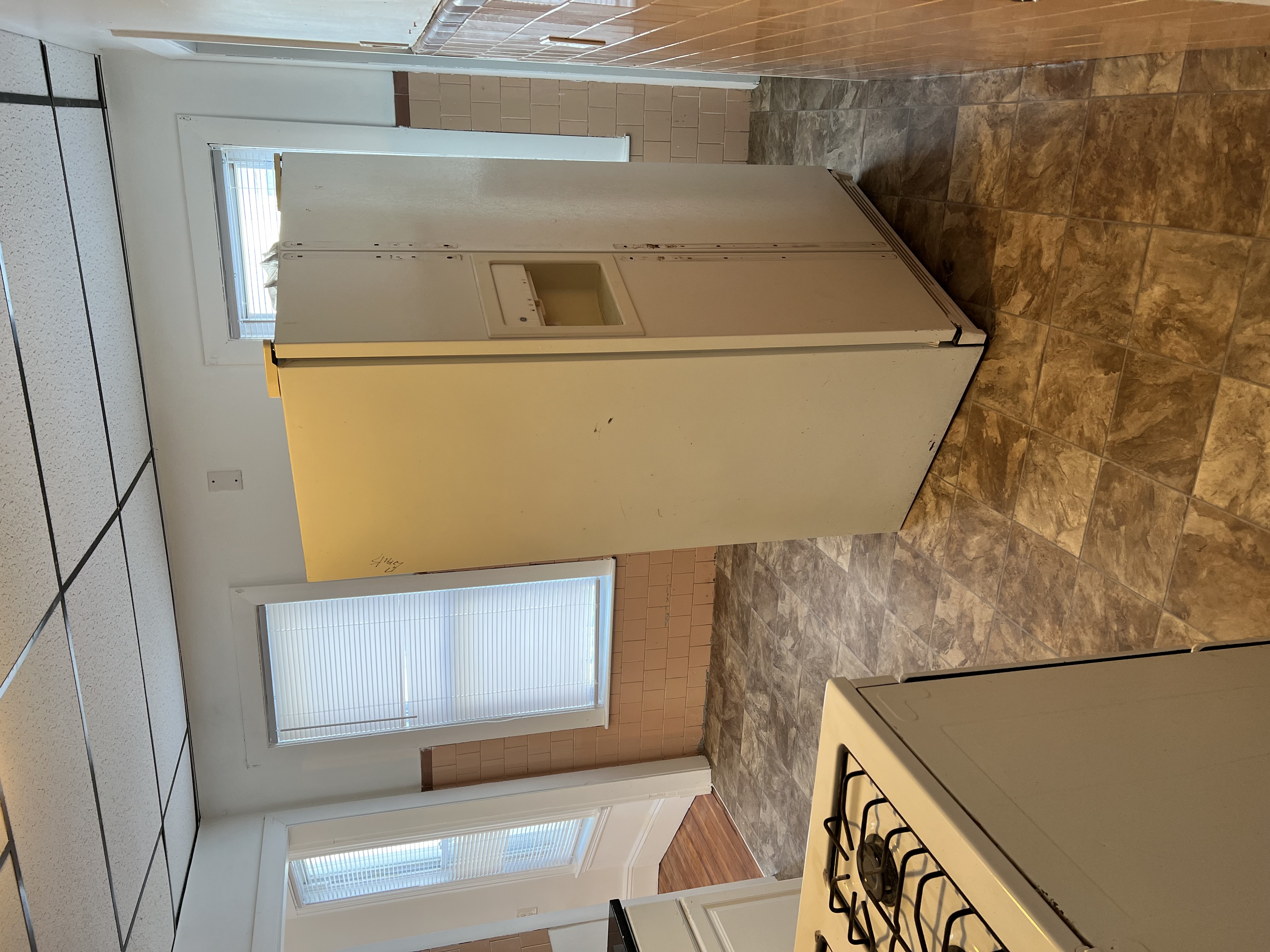 82 Vernal St, Everett