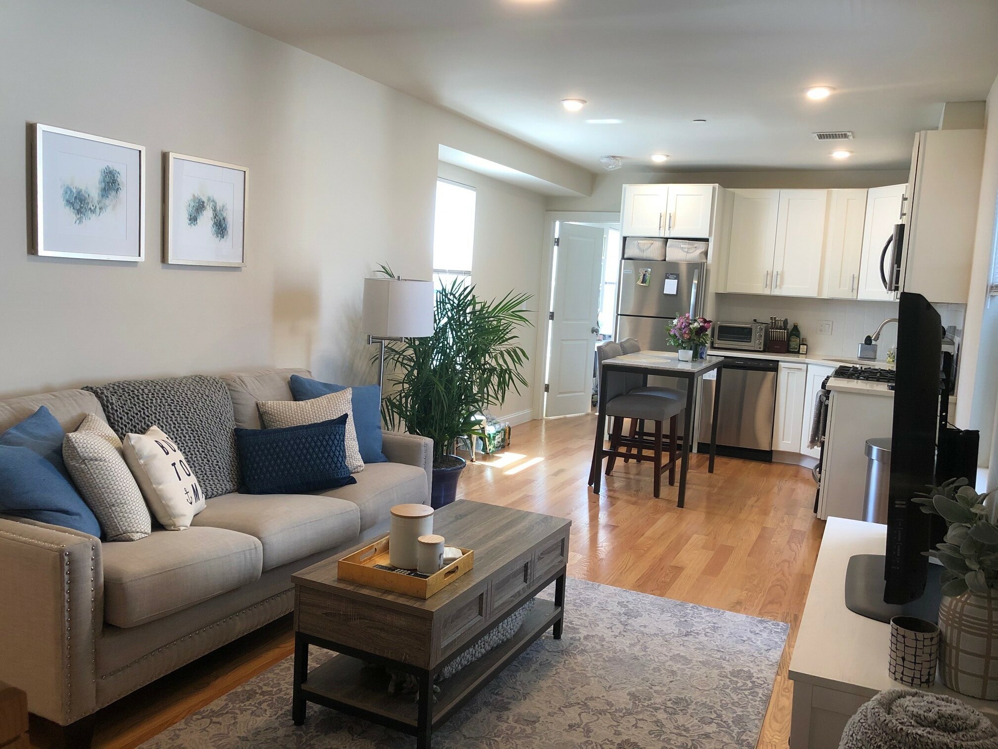 9 8th St, East Cambridge