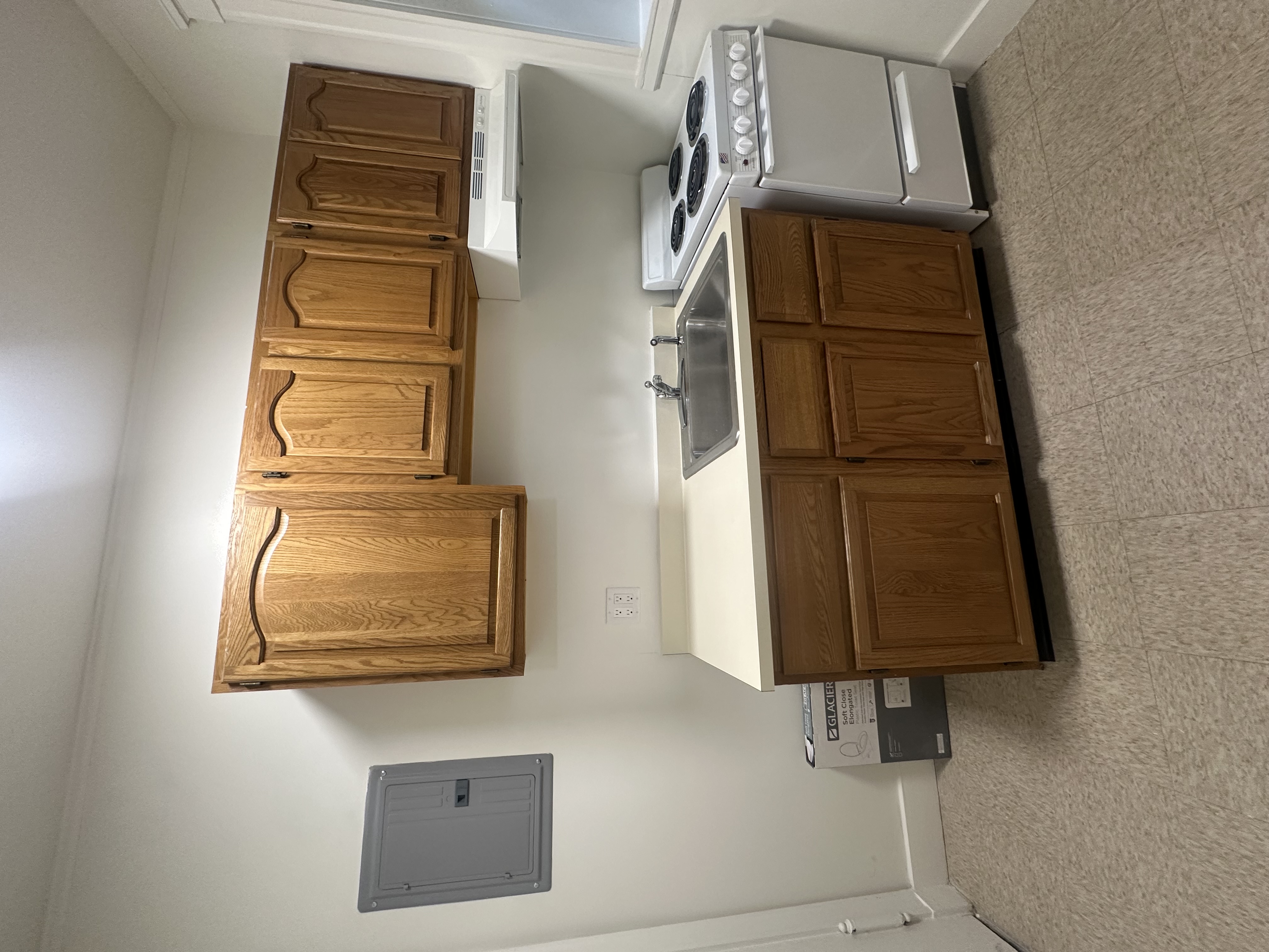 3 Concord Ave, Neighborhood Nine