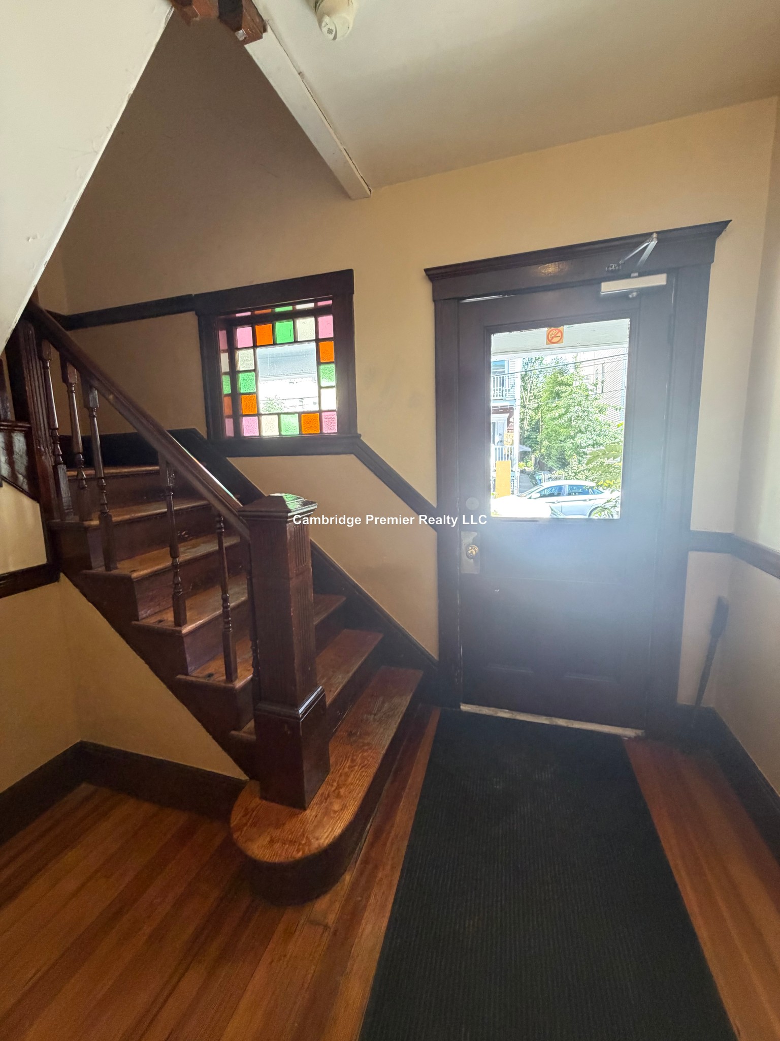 Photos of apartment on Waldo Ave.,Somerville MA 02143